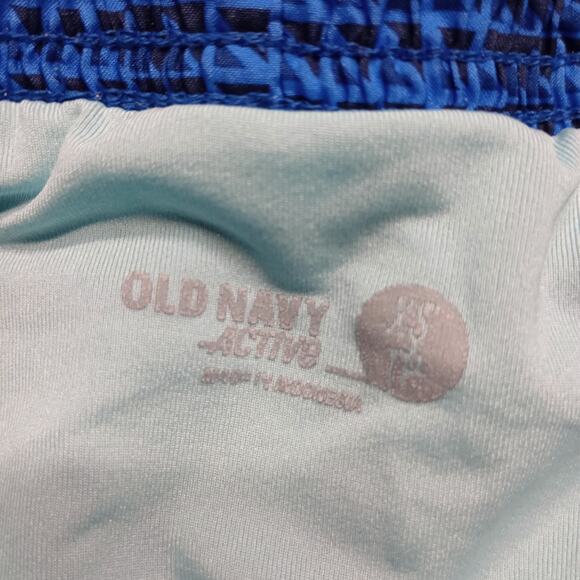 Old Navy Active Quick-Dry Women Performance Shorts Bundle - Picture 5 of 11